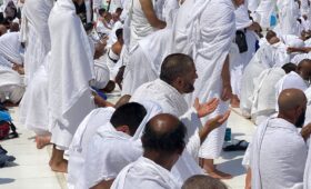 muslims are performing hajj and umrah in ihram