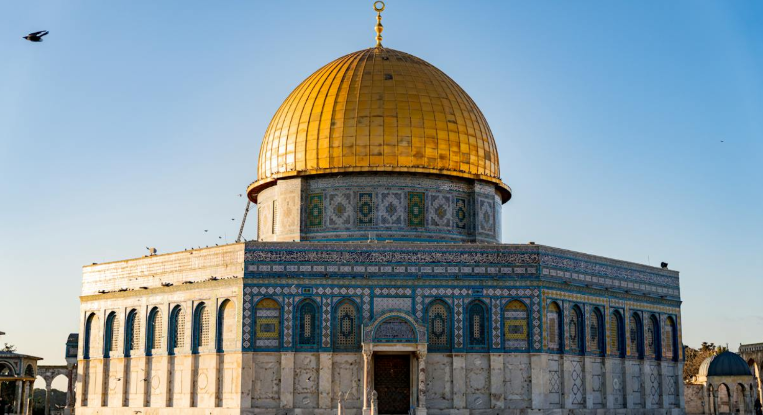 photo of majid Al-Aqsa mosque