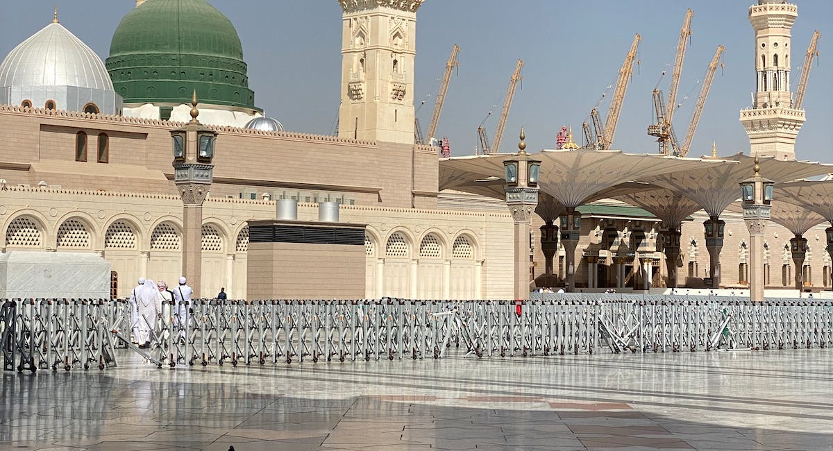 photo of masjid e nabwi in madina